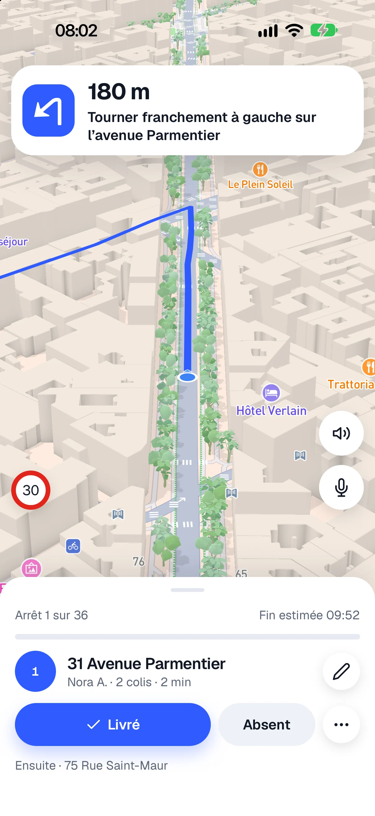 Guidage en cours dans Swiftlane : manœuvre, carte 3D et arrêt suivant